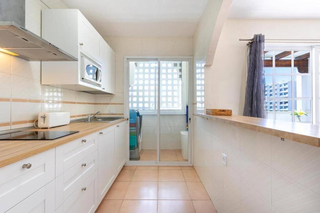 Carihuela Front Beach Торремолинос Экстерьер фото