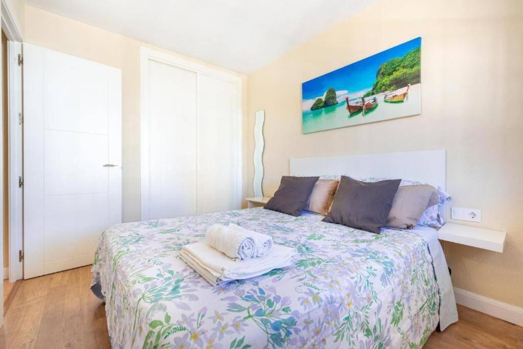 Carihuela Front Beach Торремолинос Экстерьер фото